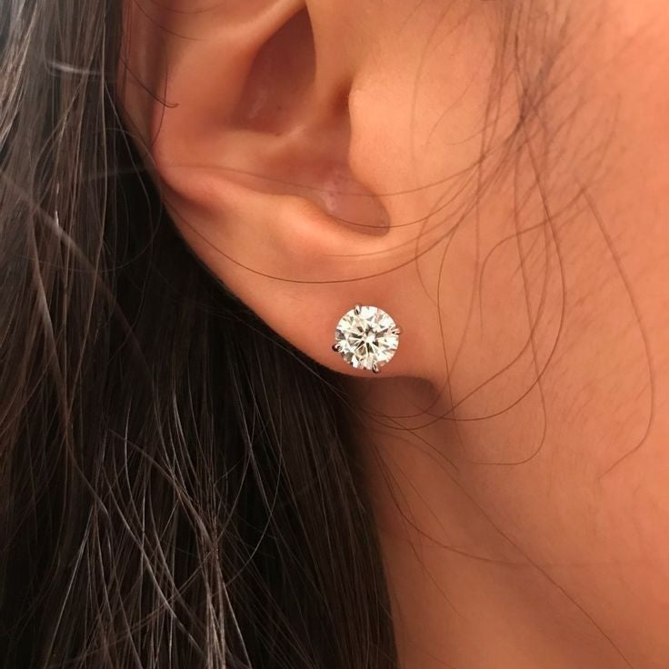 Brinco Solitário 4 Garras Moissanite Banhado a Ouro 18k
