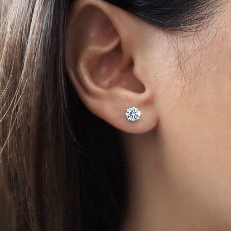 Brinco Solitário 6 Garras Moissanite Banhado a Ouro 18k