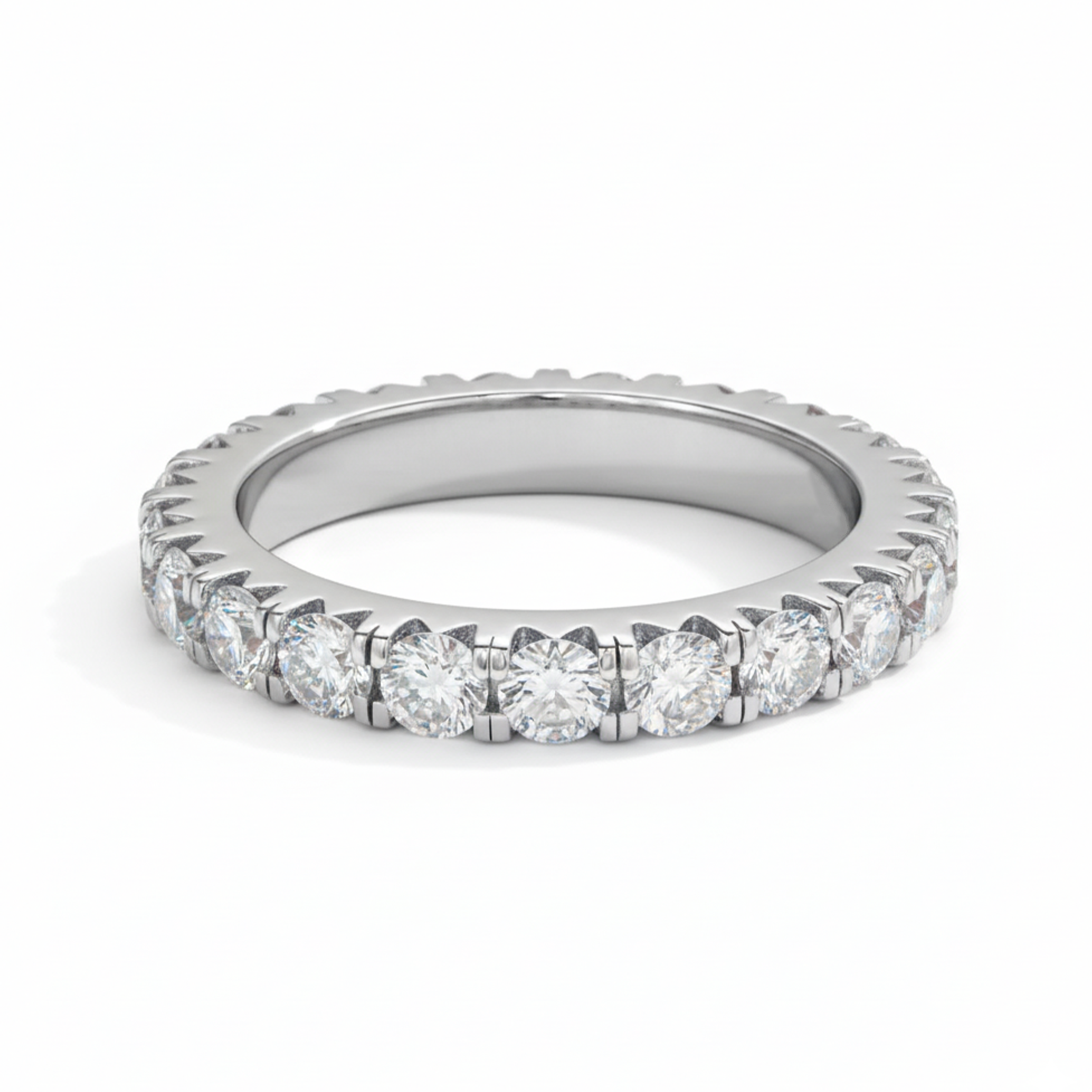 Aliança 200 Pontos Moissanite Banhada a Ouro Branco 18k