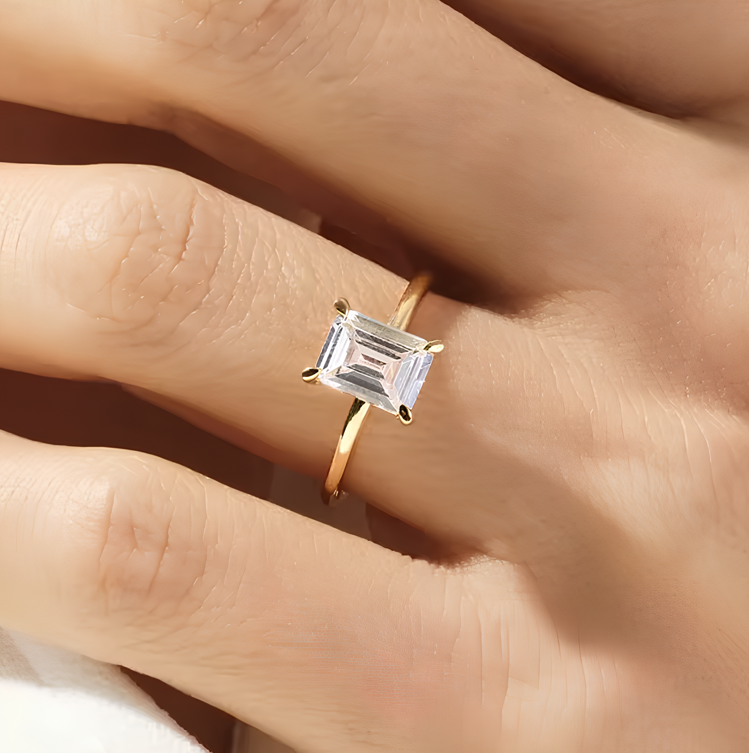 Anel Esmeralda Slim Moissanite Banhado a Ouro 18k