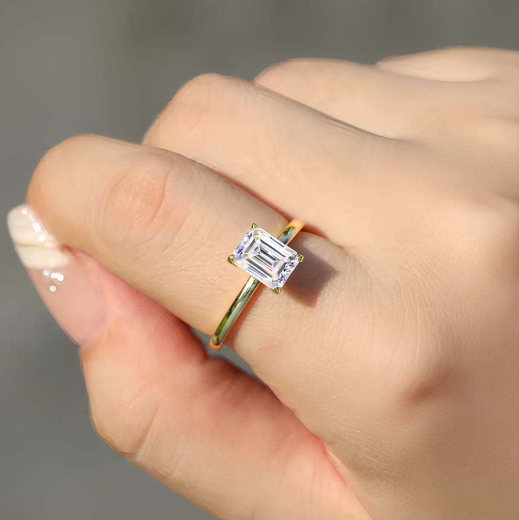 Anel Esmeralda Slim Moissanite Banhado a Ouro 18k