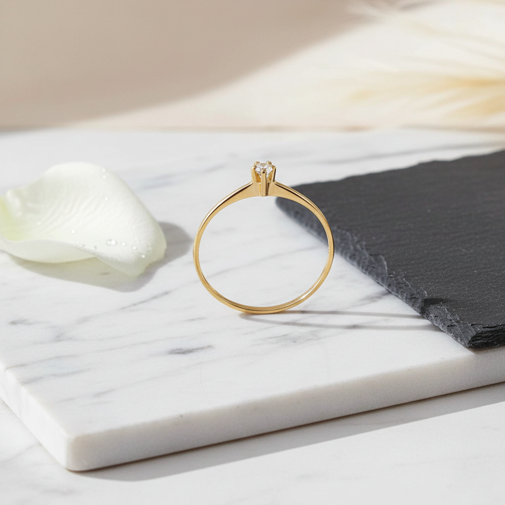 Anel Solitário Vega Moissanite 2mm em Ouro 18k