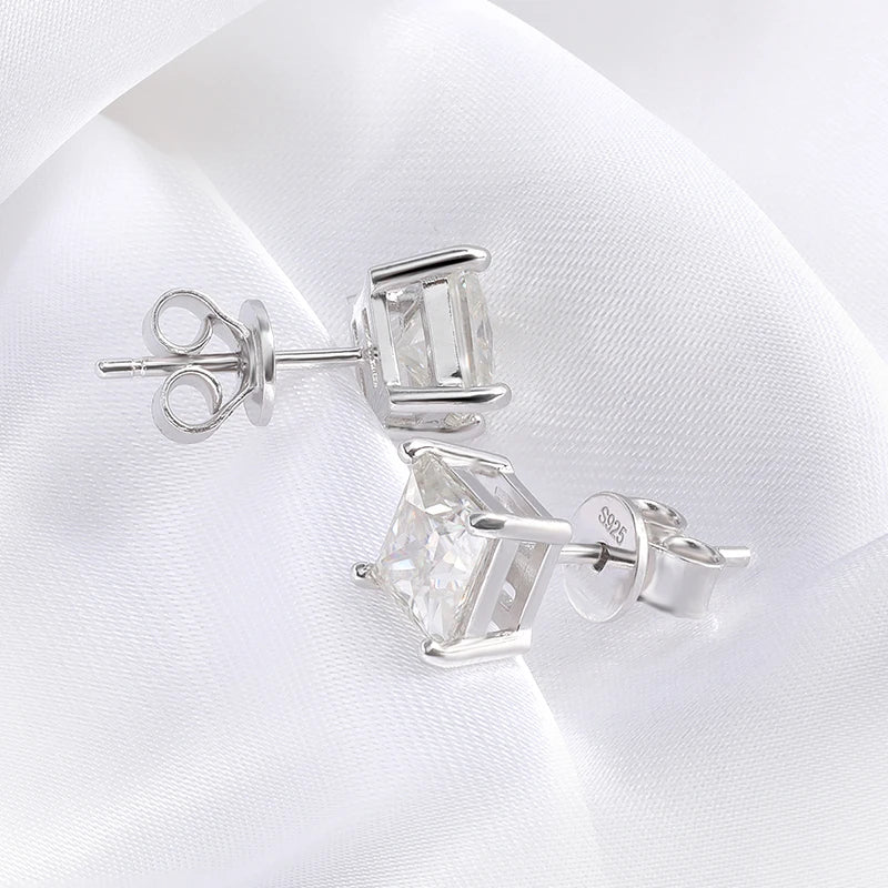Brinco Solitário Princess Moissanite Banhado a Ouro 18k
