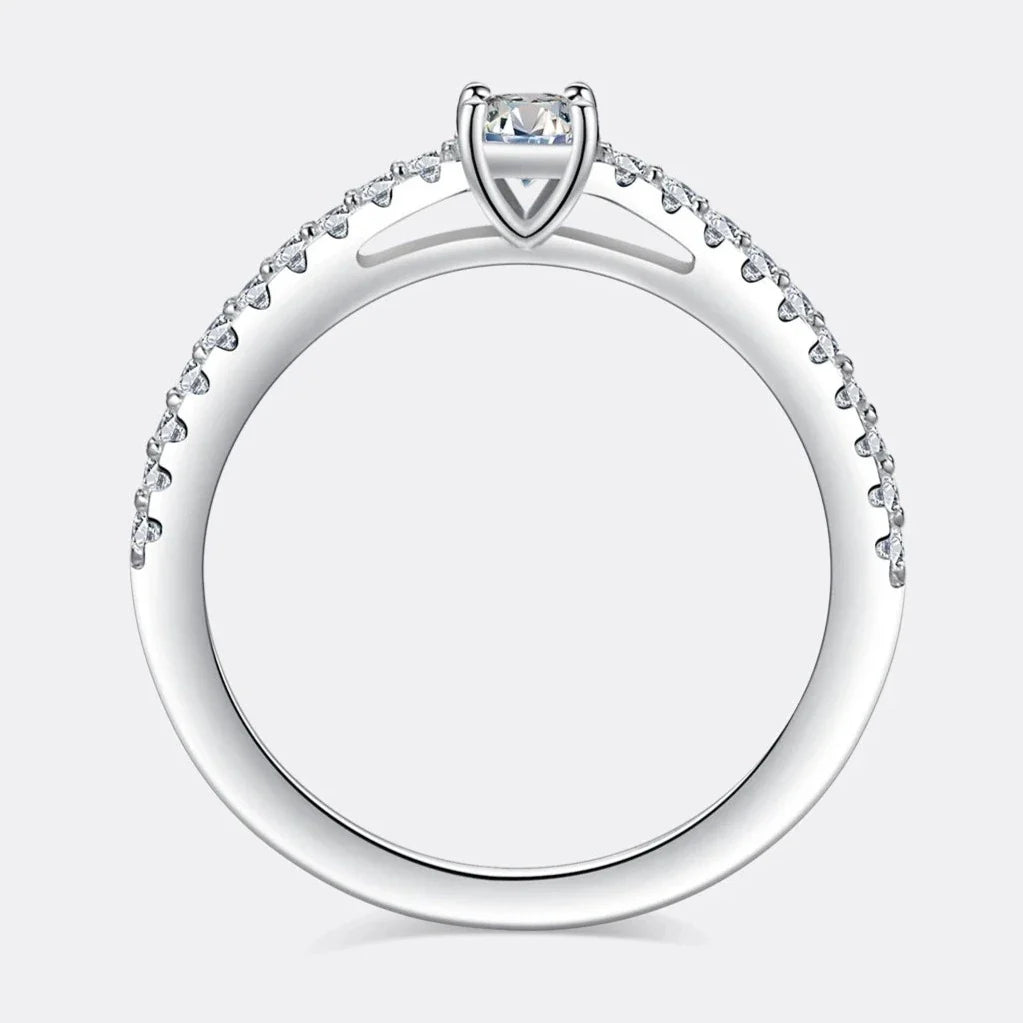Anel Brilhante Moissanite Cravejado Banhado a Ouro 18k