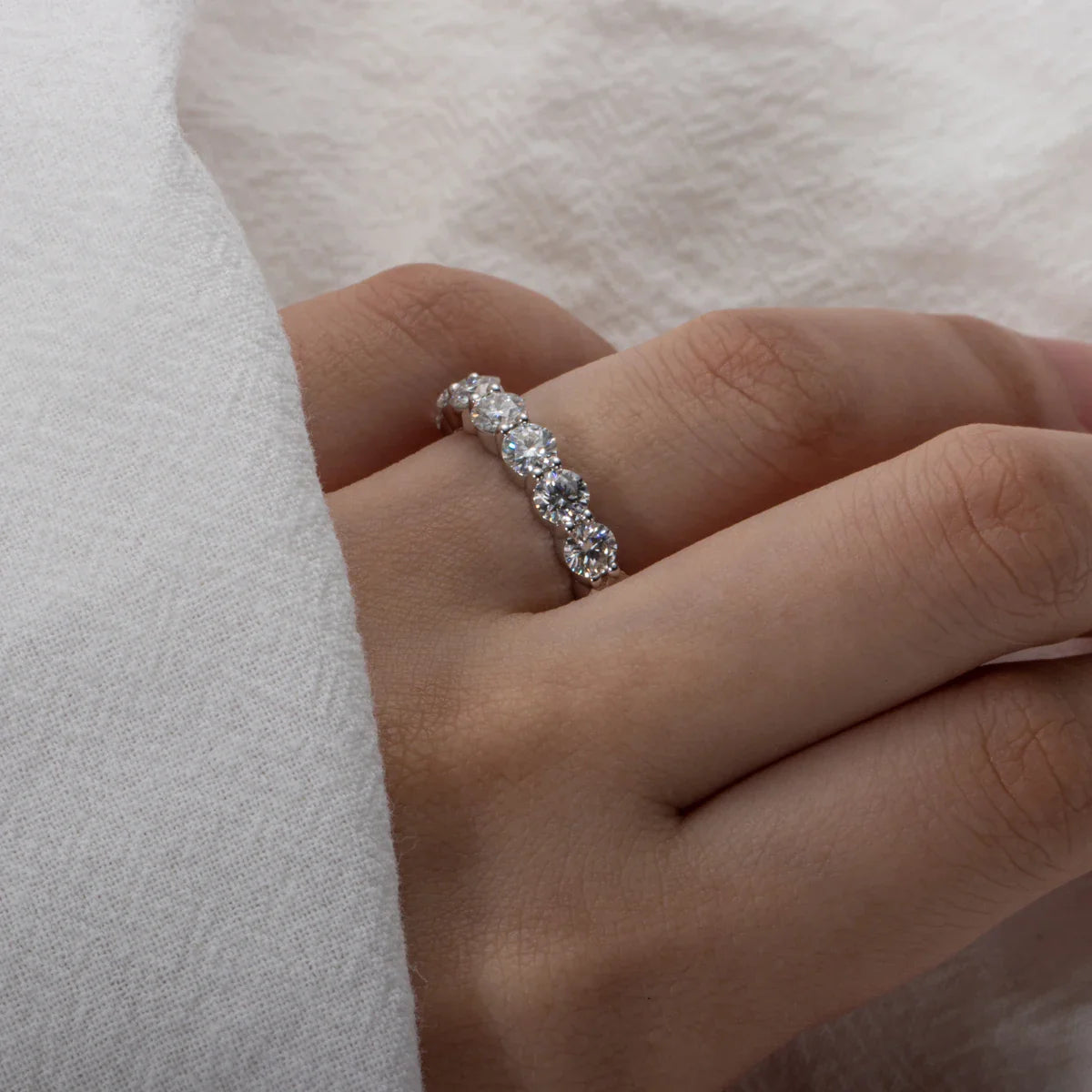 Aliança 400 Pontos Moissanite Banhada a Ouro 18k