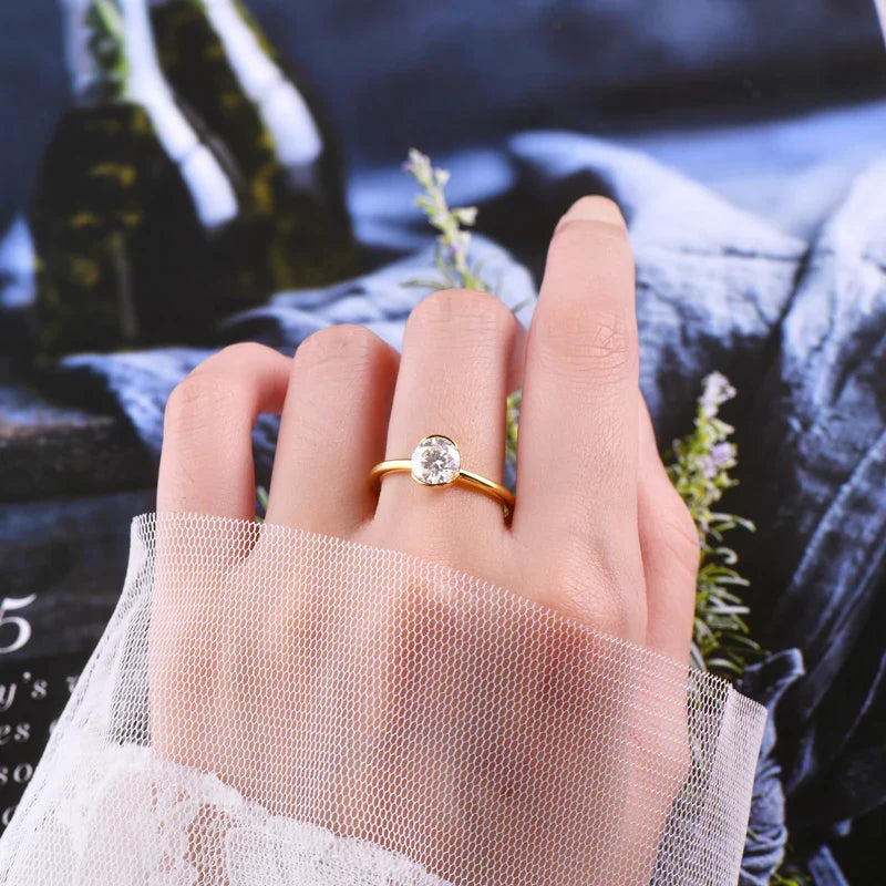 Anel Solitário Alça Dupla Moissanite Banhado a Ouro 18k