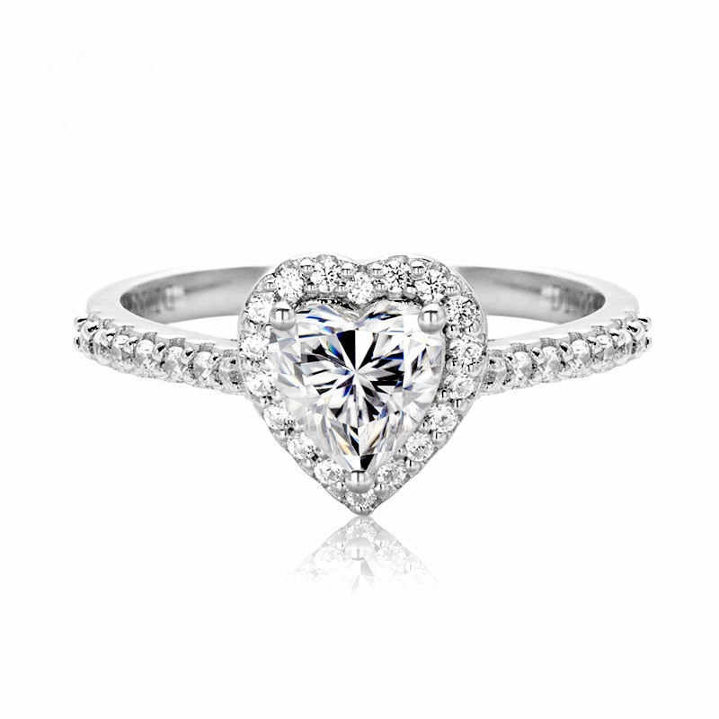 Anel Sweet Heart Moissanite Cravejado Banhado a Ouro 18k