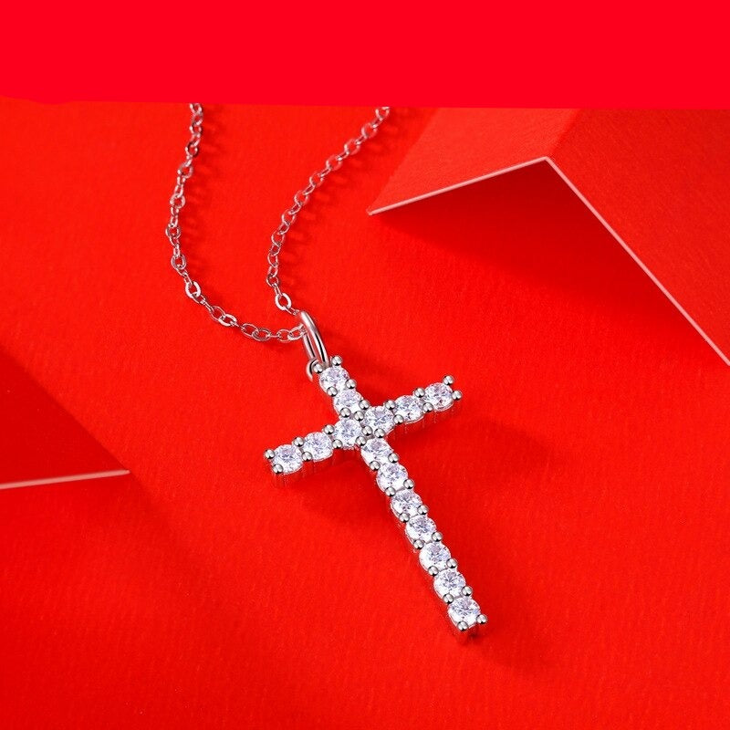 Colar Cruz Brilhante Moissanite Banhado a Ouro