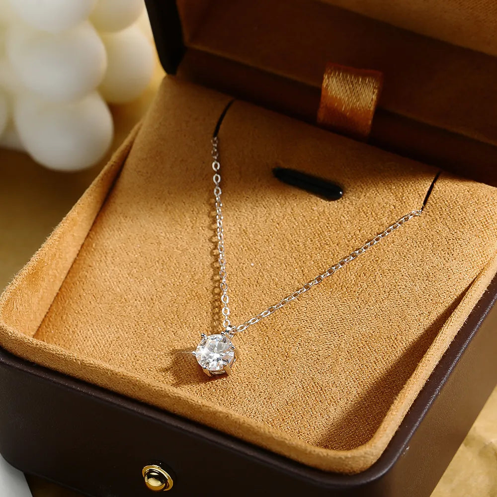 Colar Ponto de Luz Moissanite Banhado a Ouro