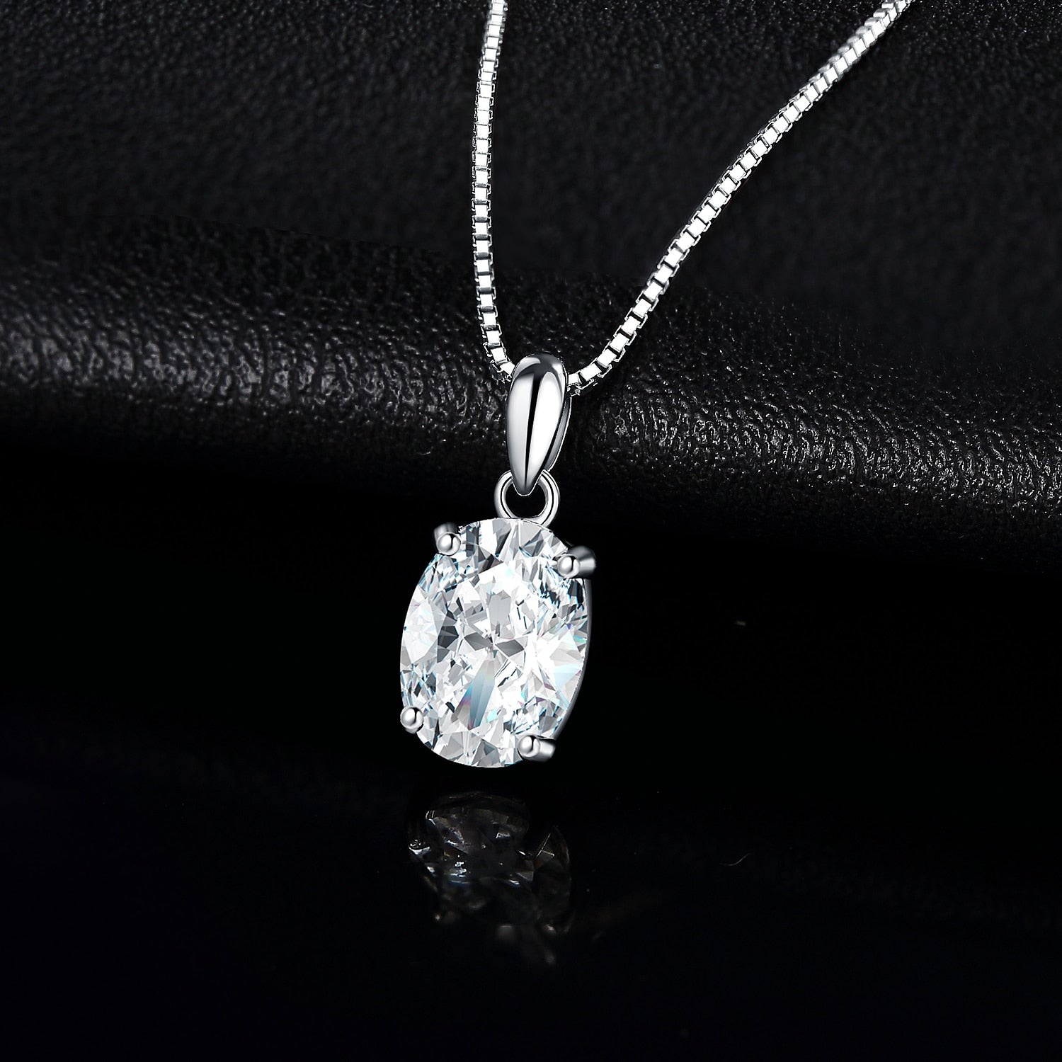 Colar Oval 4 Garras Moissanite Banhado a Ouro 18k