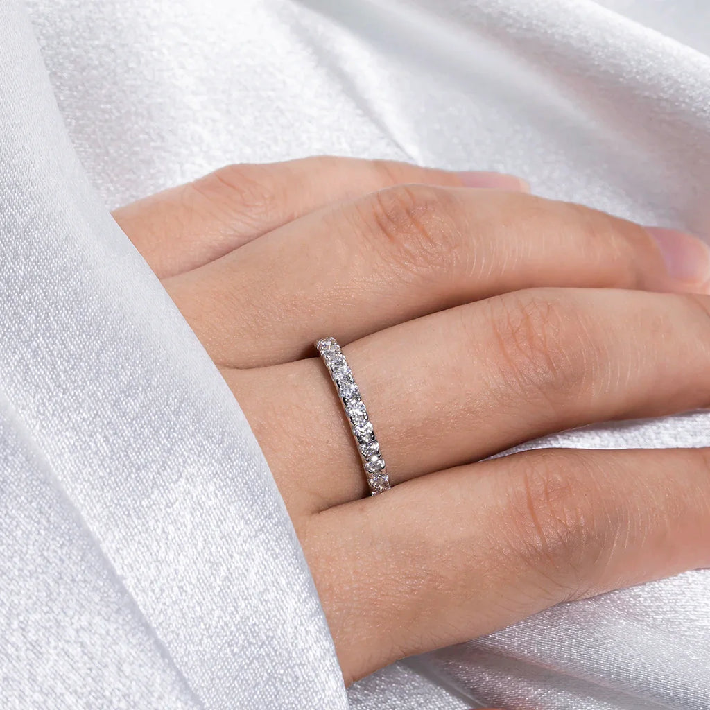 Meia Aliança Ursa 60 Pontos Moissanite Banhada a Ouro 18k