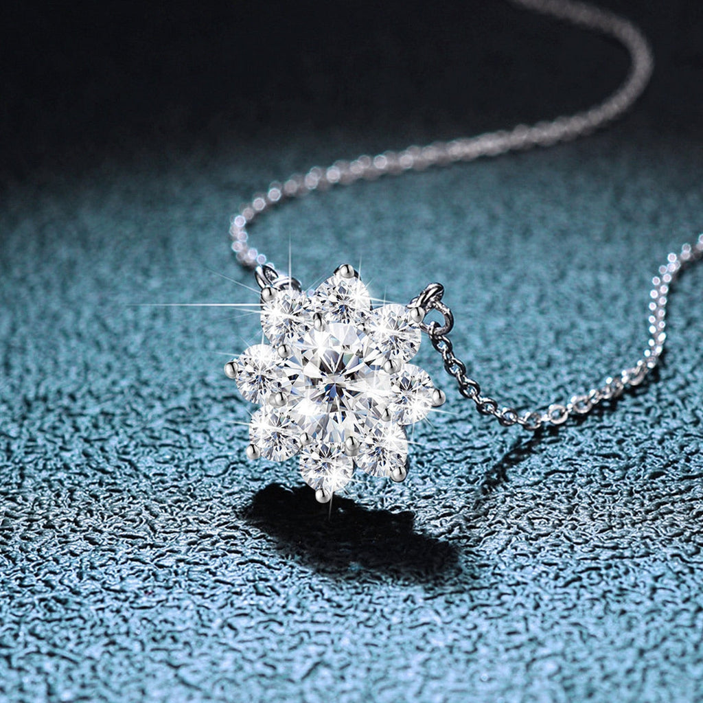 Colar Flor de Jasmin Moissanite Banhado a Ouro