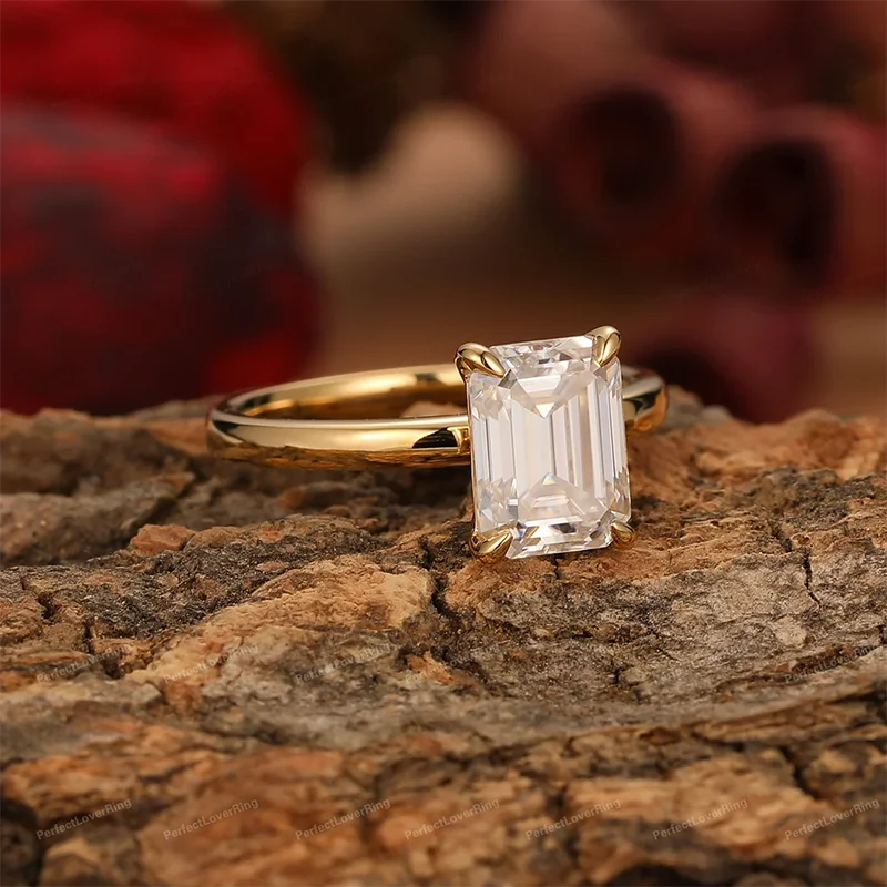 Anel Esmeralda Slim Moissanite Banhado a Ouro 18k