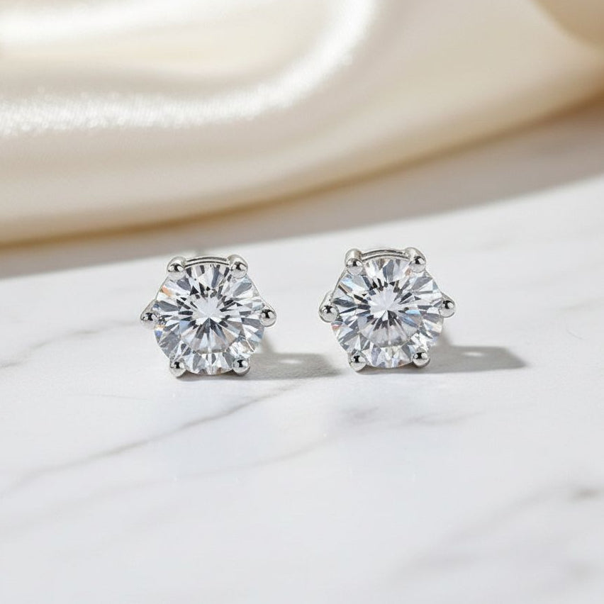 Brinco Solitário 6 Garras Moissanite Banhado a Ouro 18k