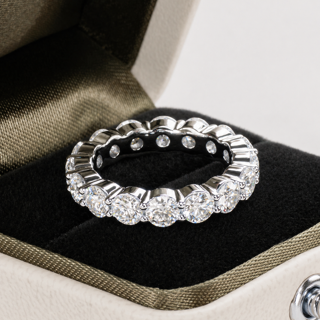 Aliança 400 Pontos Moissanite Banhada a Ouro 18k