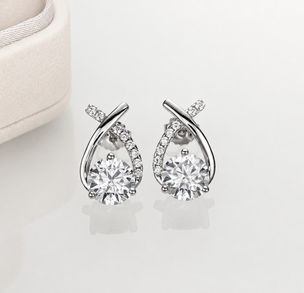 Brinco Petala de Luz Moissanite Banhado a Ouro 18k