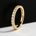 Meia Aliança Aura 54 Pontos Moissanites Banhada a Ouro 18k