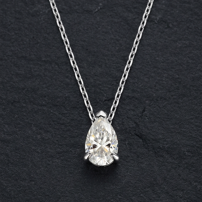 Colar Lumina Moissanite Banhado a Ouro